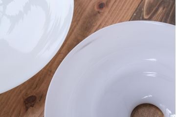 昭和レトロ　白いガラス平笠照明2個セット