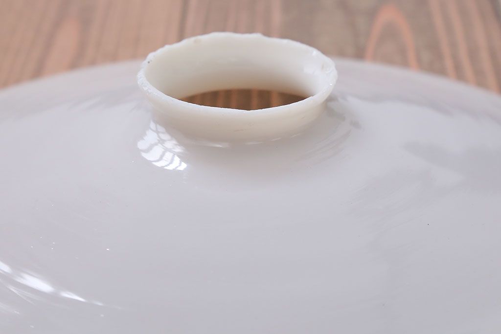 昭和レトロ　白いガラス平笠照明2個セット(2)