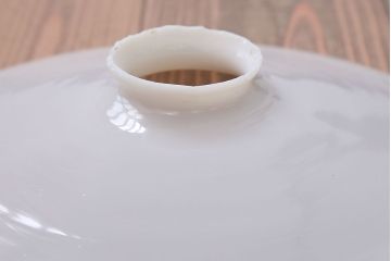 昭和レトロ　白いガラス平笠照明2個セット(2)