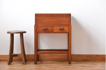 ヴィンテージ家具　北欧ビンテージ　チーク材の収納箱付きサイドテーブル