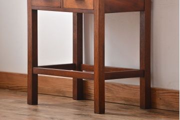 ヴィンテージ家具　北欧ビンテージ　チーク材の収納箱付きサイドテーブル