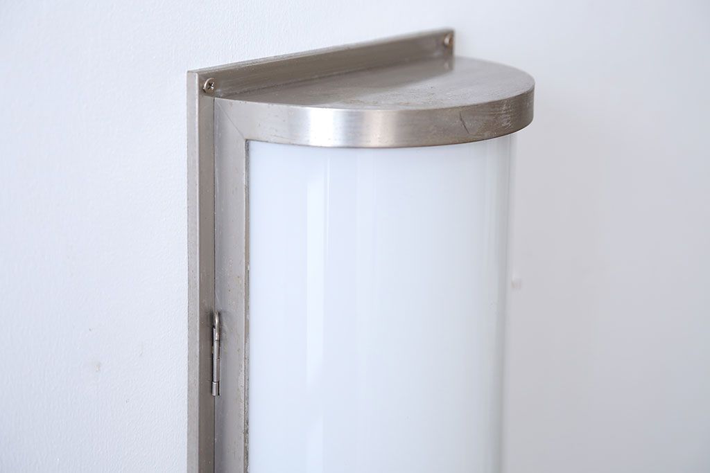 アンティーク　壁掛け照明のシンプルなシェード(1)