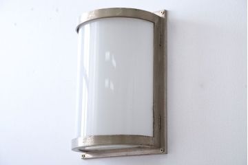 アンティーク　壁掛け照明のシンプルなシェード(1)