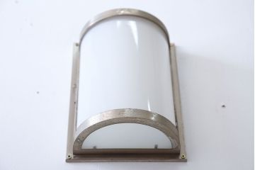 アンティーク　壁掛け照明のシンプルなシェード(1)