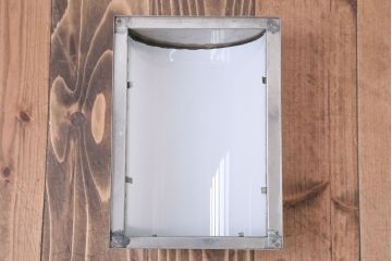 アンティーク　壁掛け照明のシンプルなシェード(1)