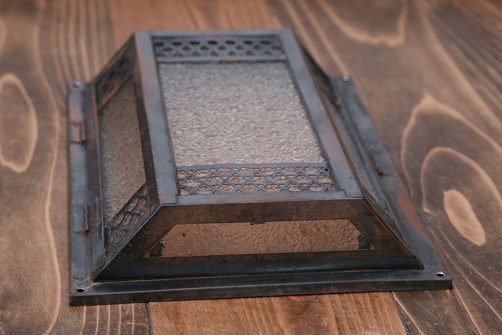 アンティーク　骨董品　和モダンスタイル　壁掛け照明のシェード アンティーク 骨董品 和モダンスタイル 壁掛け照明のシェード