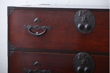 アンティーク家具　古民具・骨董　前面欅材!漆の綺麗な二本松箪笥