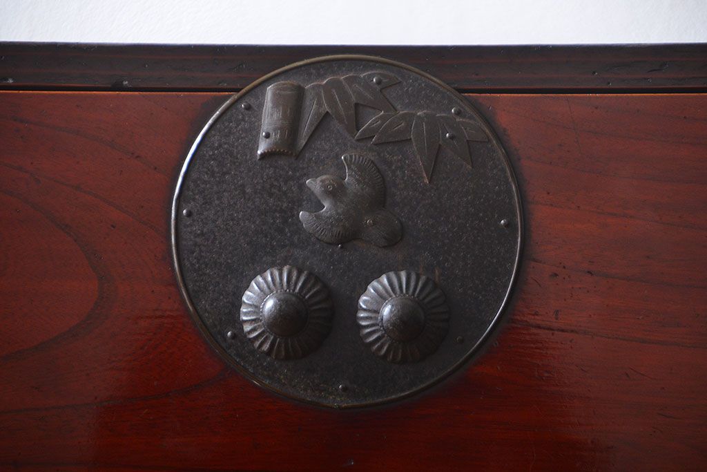 アンティーク家具　古民具・骨董　前面欅材!漆の綺麗な二本松箪笥