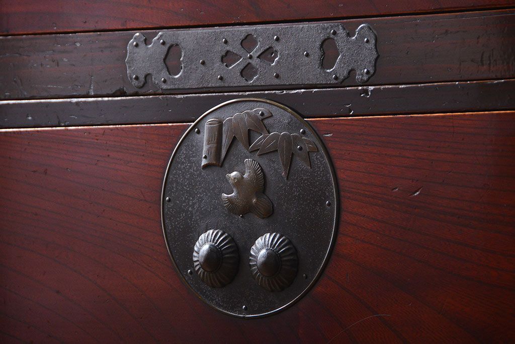 アンティーク家具　古民具・骨董　前面欅材!漆の綺麗な二本松箪笥