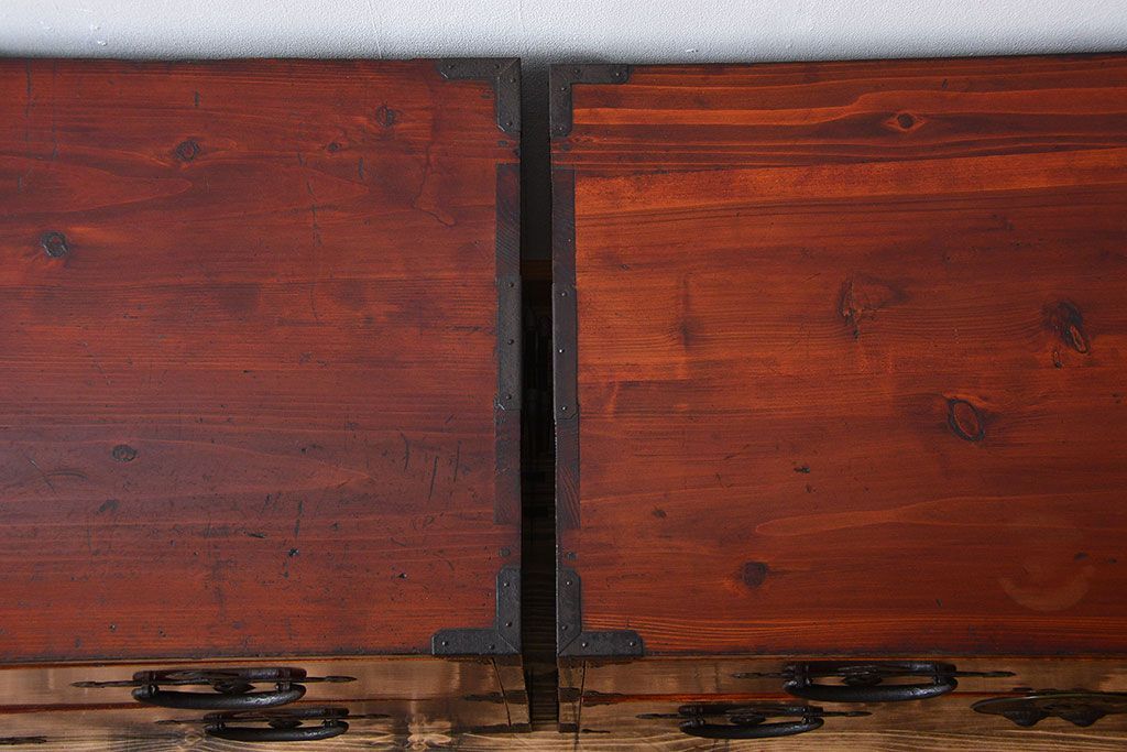 アンティーク家具　古民具・骨董　前面欅材!漆の綺麗な二本松箪笥