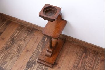 アンティーク雑貨　イギリスアンティーク　おしゃれなキャンドルスタンド