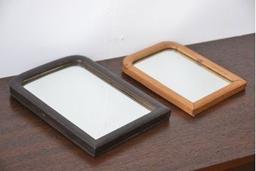 アンティーク雑貨　アンティーク　おしゃれな古い木製フレームの壁掛け鏡大小2個セット