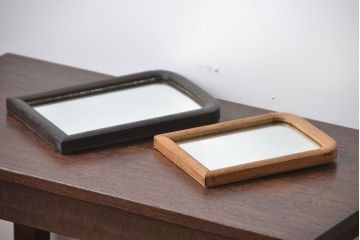アンティーク雑貨　アンティーク　おしゃれな古い木製フレームの壁掛け鏡大小2個セット
