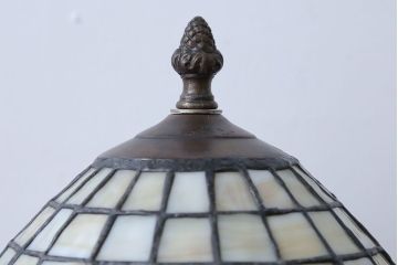 中古　ティファニーランプ(ステンドグラス)(定価約10万円)