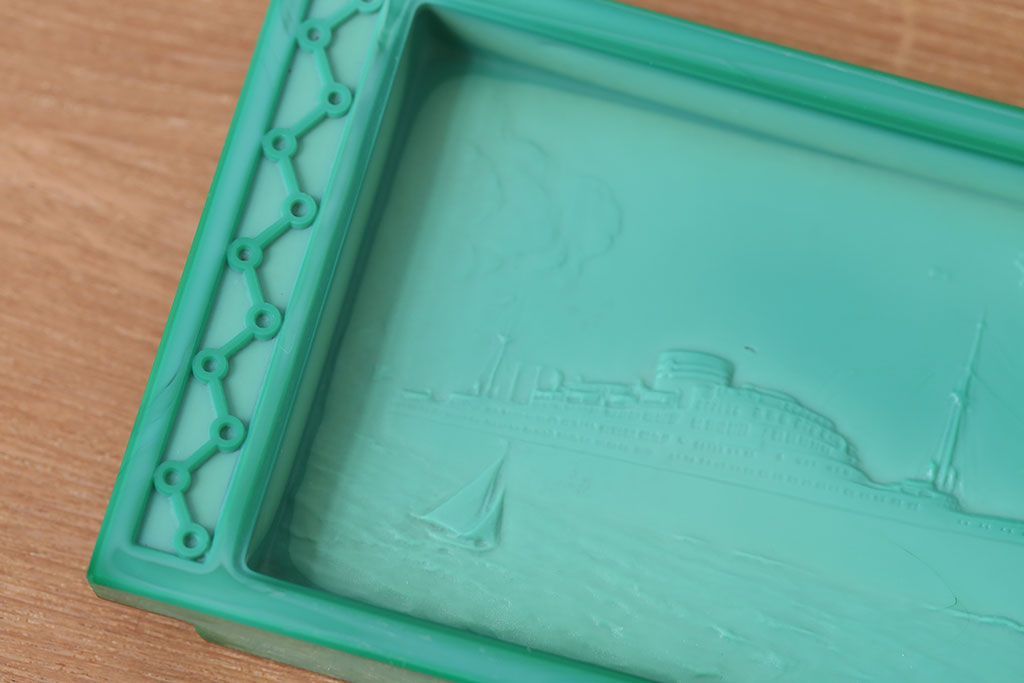 アンティーク雑貨　アンティーク　古いBRASIL MARU　ガラスプレート(ブラジル丸)