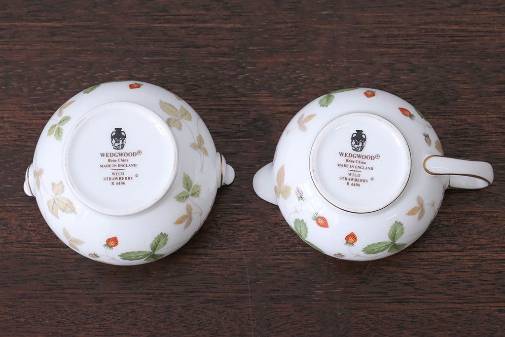 アンティーク雑貨　ウエッジウッド・ワイルドストロベリー　ティーセット(定価104760円)