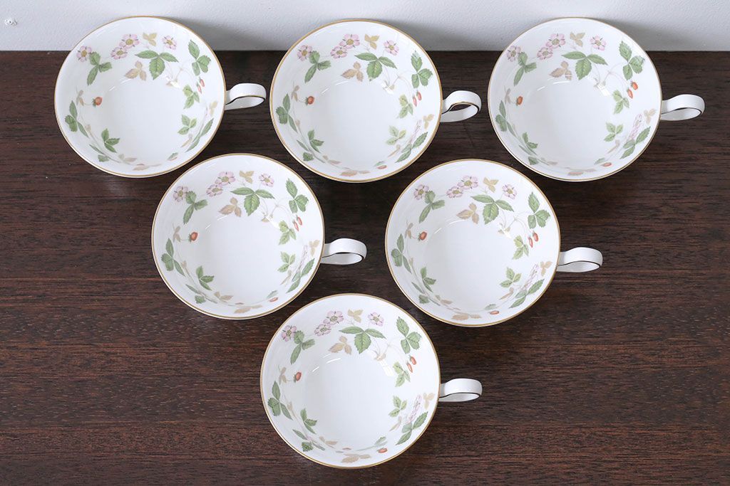 アンティーク雑貨　ウエッジウッド・ワイルドストロベリー　ティーセット(定価104760円)