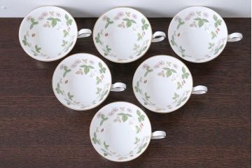 アンティーク雑貨　ウエッジウッド・ワイルドストロベリー　ティーセット(定価104760円)