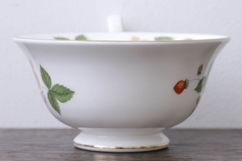 アンティーク雑貨　ウエッジウッド・ワイルドストロベリー　ティーセット(定価104760円)