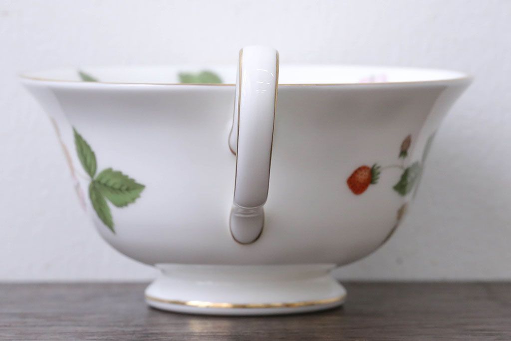 アンティーク雑貨　ウエッジウッド・ワイルドストロベリー　ティーセット(定価104760円)