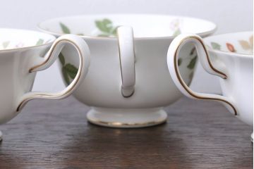 アンティーク雑貨　ウエッジウッド・ワイルドストロベリー　ティーセット(定価104760円)