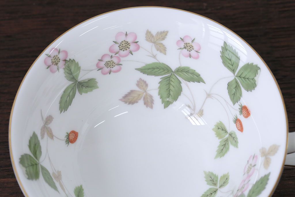 アンティーク雑貨　ウエッジウッド・ワイルドストロベリー　ティーセット(定価104760円)