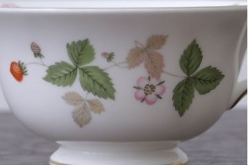 アンティーク雑貨　ウエッジウッド・ワイルドストロベリー　ティーセット(定価104760円)