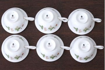 アンティーク雑貨　ウエッジウッド・ワイルドストロベリー　ティーセット(定価104760円)