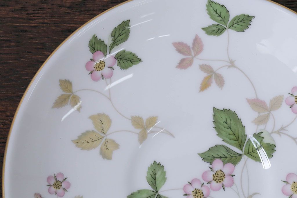 アンティーク雑貨　ウエッジウッド・ワイルドストロベリー　ティーセット(定価104760円)