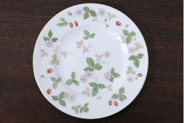 アンティーク雑貨　ウエッジウッド・ワイルドストロベリー　ティーセット(定価104760円)