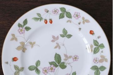 アンティーク雑貨　ウエッジウッド・ワイルドストロベリー　ティーセット(定価104760円)