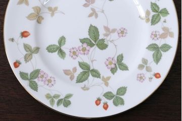 アンティーク雑貨　ウエッジウッド・ワイルドストロベリー　ティーセット(定価104760円)