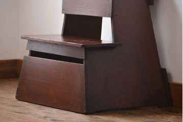 昭和レトロ　古い木の踏み台