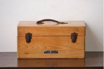 アンティーク雑貨　昭和レトロ　古い木製の薬箱