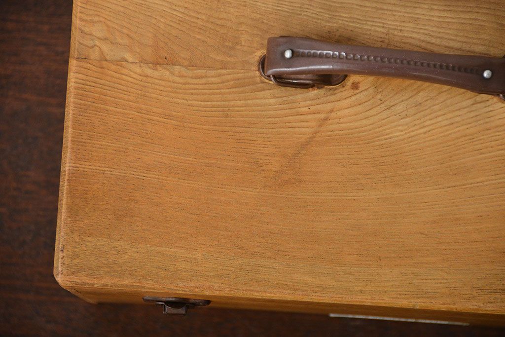 アンティーク雑貨　昭和レトロ　古い木製の薬箱