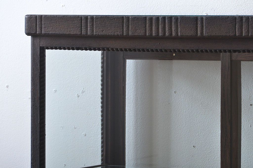 アンティーク家具　大正ロマン　お洒落な縦型5面ガラスケース