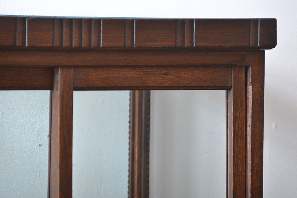 アンティーク家具　大正ロマン　お洒落な縦型5面ガラスケース