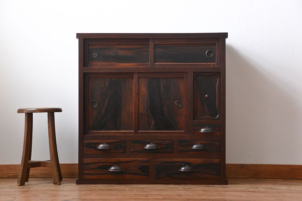 アンティーク家具　古民具・骨董　欅材と黒柿材!味わい深い茶箪笥