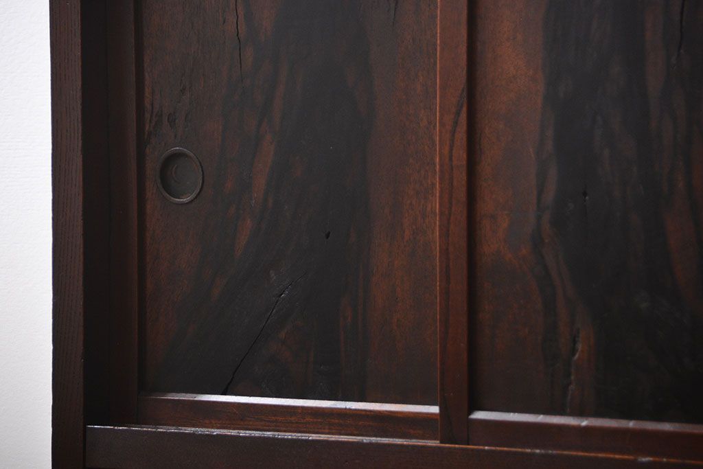 アンティーク家具　古民具・骨董　欅材と黒柿材!味わい深い茶箪笥