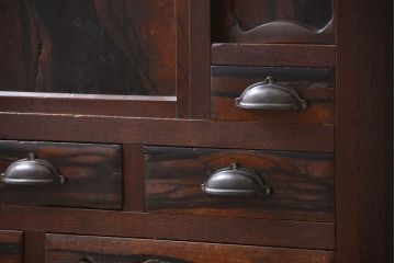 アンティーク家具　古民具・骨董　欅材と黒柿材!味わい深い茶箪笥