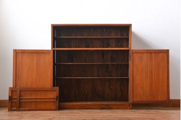 アンティーク家具　和製アンティーク　古い木製の引き戸付き収納棚