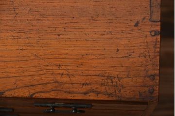 アンティーク家具　アンティーク　三方ナラ材の高級小引き出し