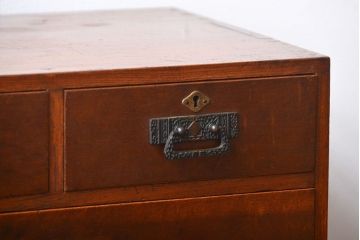 アンティーク家具　アンティーク　三方ナラ材の高級小引き出し