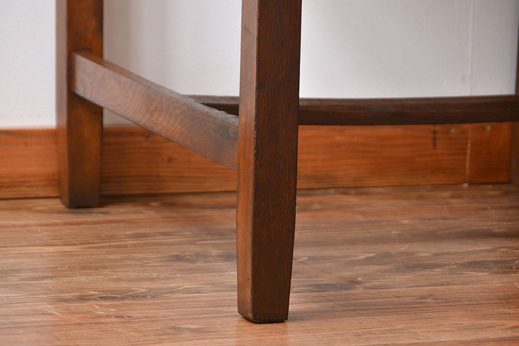 レトロ家具　アンティーク　古い木製のレトロな片袖机