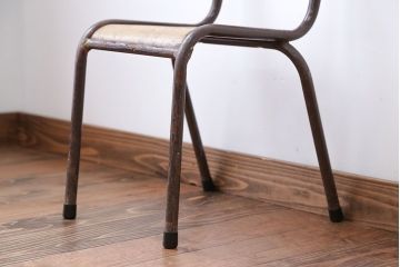 アンティーク家具　イギリスアンティーク　おしゃれなチャイルドチェア