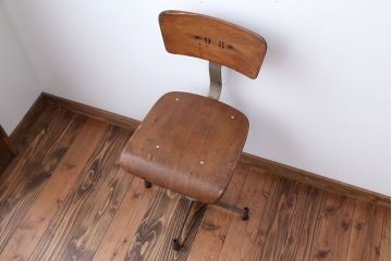 ヴィンテージ家具　イギリスビンテージ　おしゃれな回転椅子(1)
