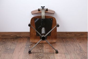 ヴィンテージ家具　イギリスビンテージ　おしゃれな回転椅子(1)