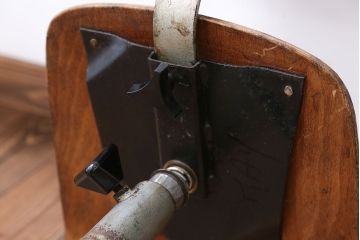 ヴィンテージ家具　イギリスビンテージ　おしゃれな回転椅子(1)