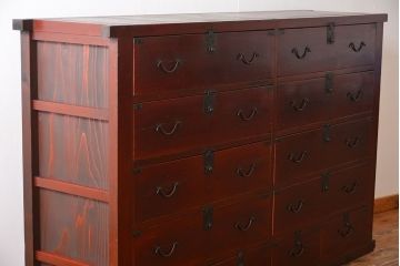 アンティーク家具　古民具・骨董　引き出し12杯の味わい深い衣装箪笥