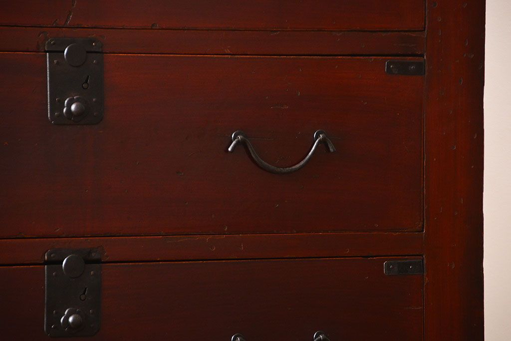 アンティーク家具　古民具・骨董　引き出し12杯の味わい深い衣装箪笥